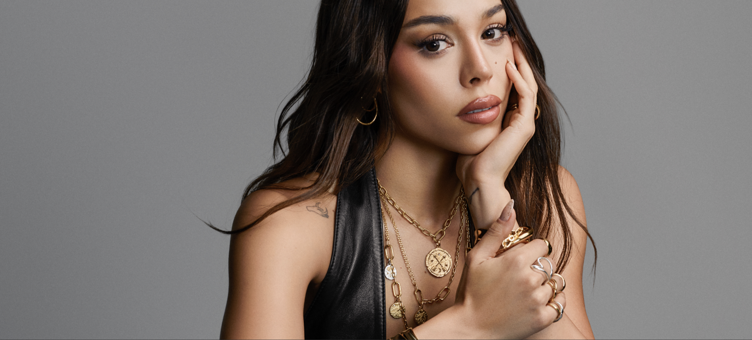 Danna Brilla Como La Nueva Embajadora Pandora